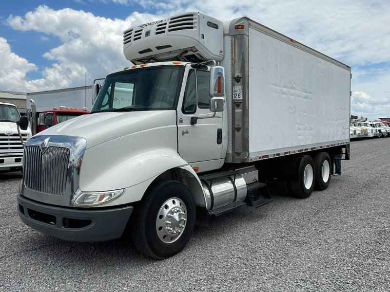 Camion con caja refrigerada