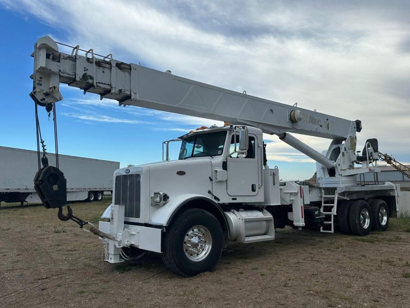 Camion Grúa titan
