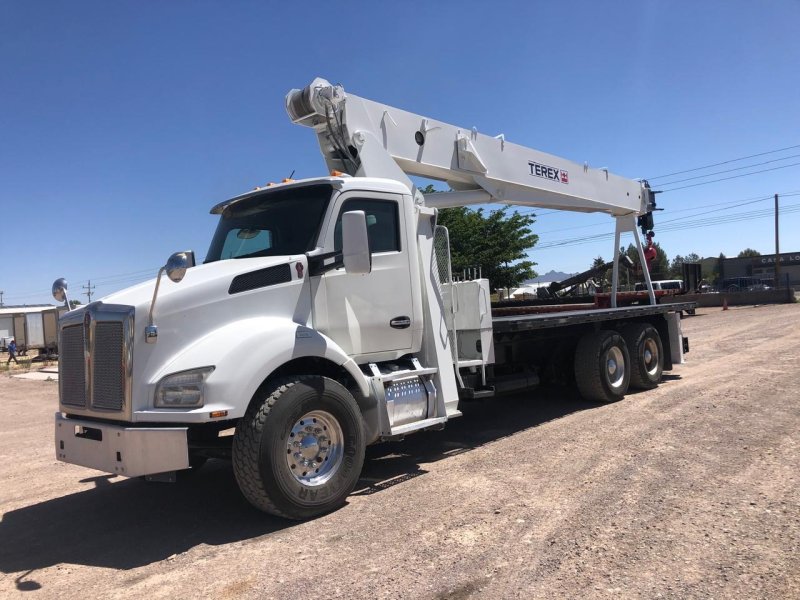 Grua titán Kenworth
